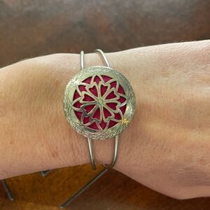 Essential oil diffuser bracelet
